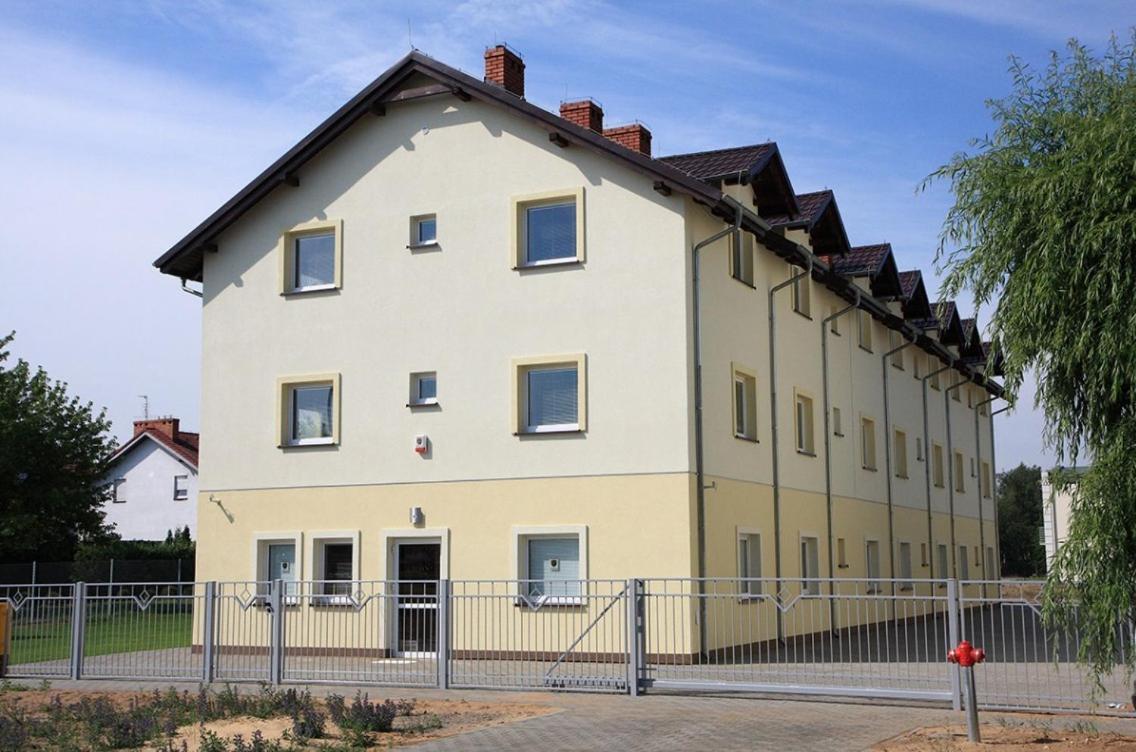 Leo Hostel Poznan Exterior foto