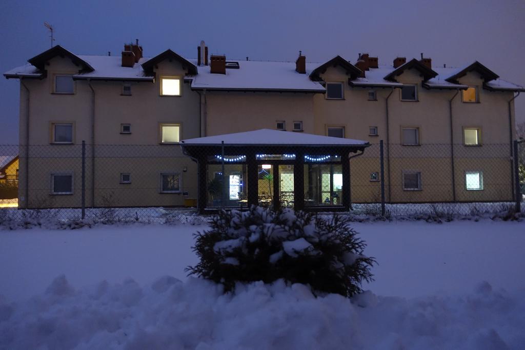 Leo Hostel Poznan Exterior foto